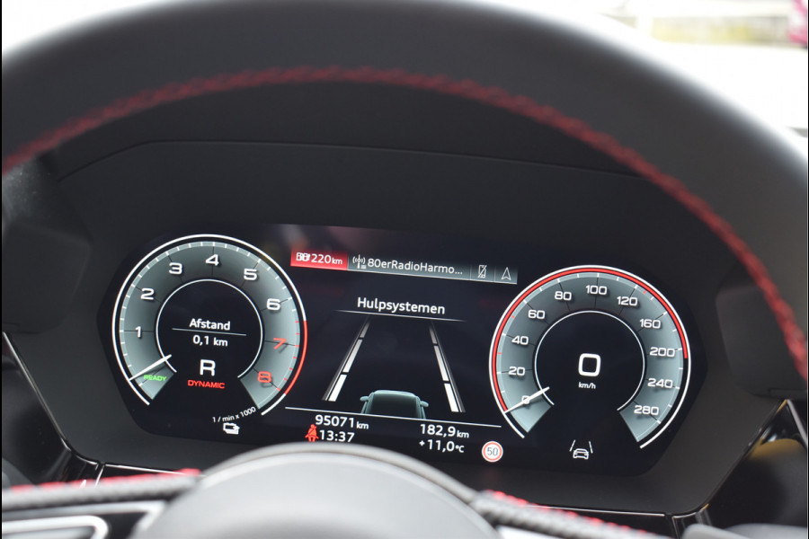 Audi A3 Sportback 45 TFSI e S-Line 245 Pk RS-Stoel Rood Stiksel B&O Camera Massage ACC 18 Inch RS3