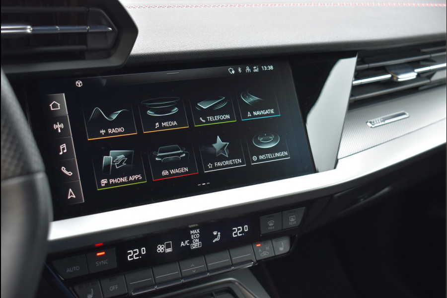 Audi A3 Sportback 45 TFSI e S-Line 245 Pk RS-Stoel Rood Stiksel B&O Camera Massage ACC 18 Inch RS3