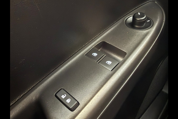 Opel KARL 1.0 Rocks Online Edition