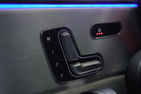 Mercedes-Benz A-Klasse 220 Launch Edition NAP Pano/Burm/Carplay/Mem/Sfeer/Acc/Vol