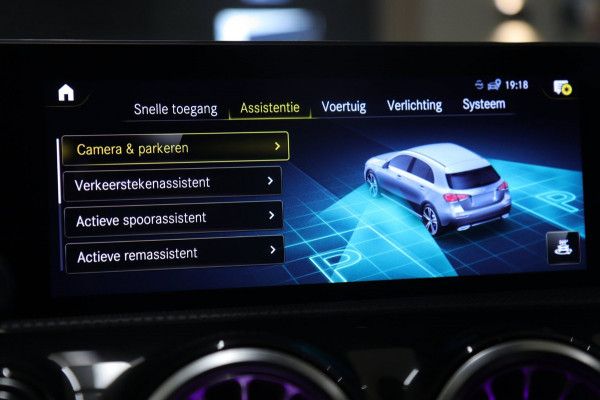 Mercedes-Benz A-Klasse 220 Launch Edition NAP Pano/Burm/Carplay/Mem/Sfeer/Acc/Vol