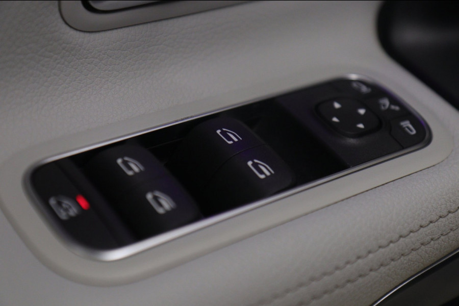 Mercedes-Benz A-Klasse 220 Launch Edition NAP Pano/Burm/Carplay/Mem/Sfeer/Acc/Vol