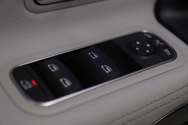 Mercedes-Benz A-Klasse 220 Launch Edition NAP Pano/Burm/Carplay/Mem/Sfeer/Acc/Vol