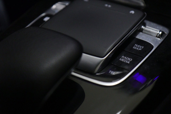 Mercedes-Benz A-Klasse 220 Launch Edition NAP Pano/Burm/Carplay/Mem/Sfeer/Acc/Vol