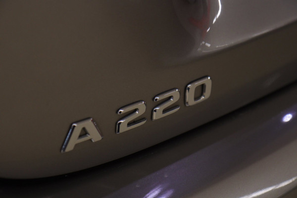 Mercedes-Benz A-Klasse 220 Launch Edition NAP Pano/Burm/Carplay/Mem/Sfeer/Acc/Vol