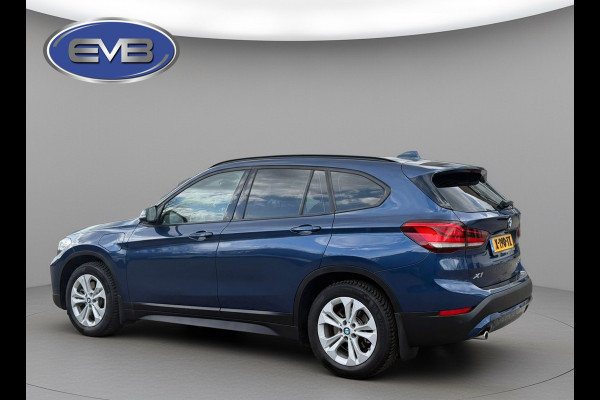 BMW X1 XDrive25e AUTOMAAT Executive, electrisch bedienbare achterklep,dab,stoelverwarming, led verlichting