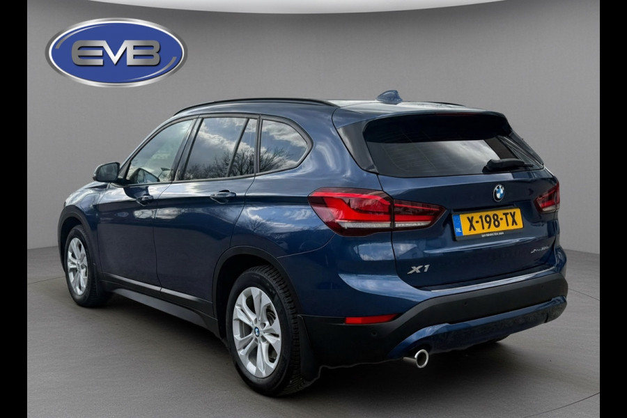 BMW X1 XDrive25e AUTOMAAT Executive, electrisch bedienbare achterklep,dab,stoelverwarming, led verlichting