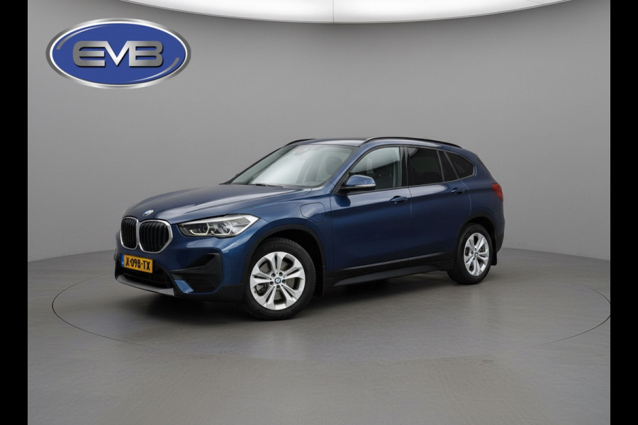 BMW X1 XDrive25e AUTOMAAT Executive, electrisch bedienbare achterklep,dab,stoelverwarming, led verlichting
