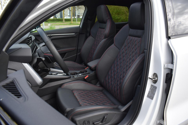 Audi A3 Sportback 35 TFSI 3x S-line Pano HUD Sonos Lane Camera Leder