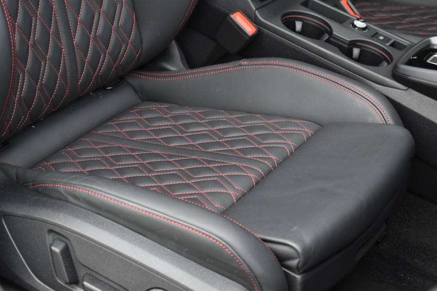 Audi A3 Sportback 35 TFSI 3x S-line Pano HUD Sonos Lane Camera Leder