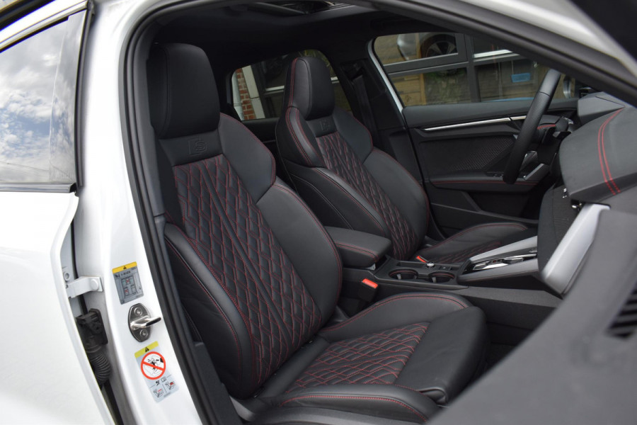 Audi A3 Sportback 35 TFSI 3x S-line Pano HUD Sonos Lane Camera Leder