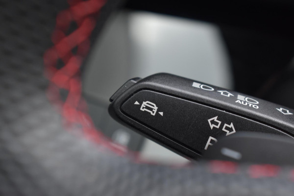 Audi A3 Sportback 35 TFSI 3x S-line Pano HUD Sonos Lane Camera Leder