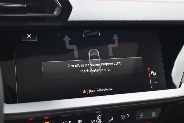 Audi A3 Sportback 35 TFSI 3x S-line Pano HUD Sonos Lane Camera Leder