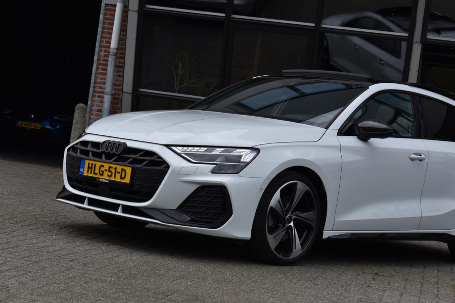 Audi A3 Sportback 35 TFSI 3x S-line Pano HUD Sonos Lane Camera Leder