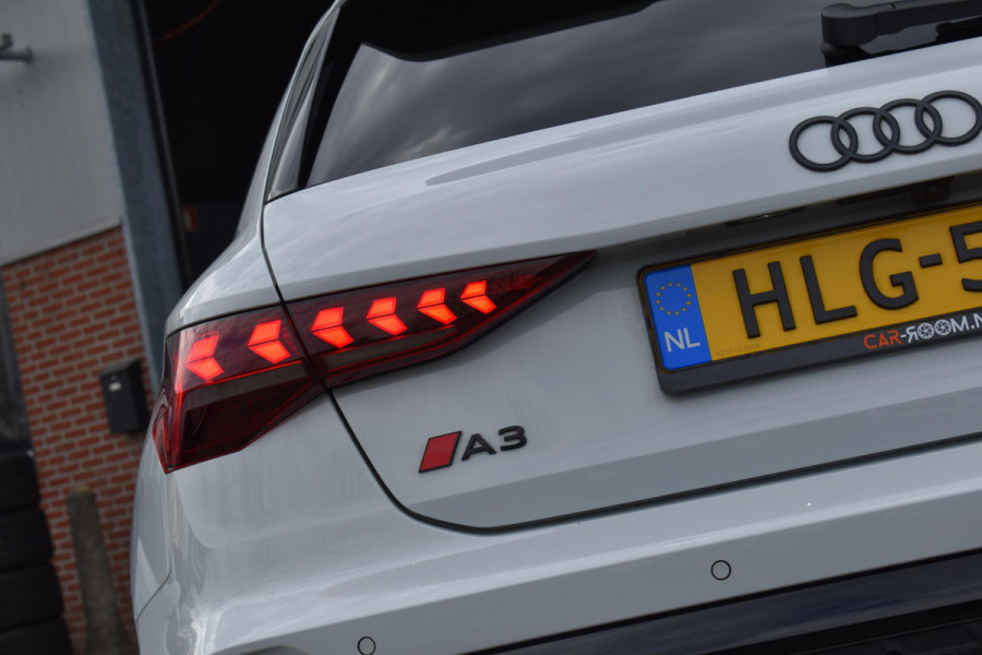 Audi A3 Sportback 35 TFSI 3x S-line Pano HUD Sonos Lane Camera Leder