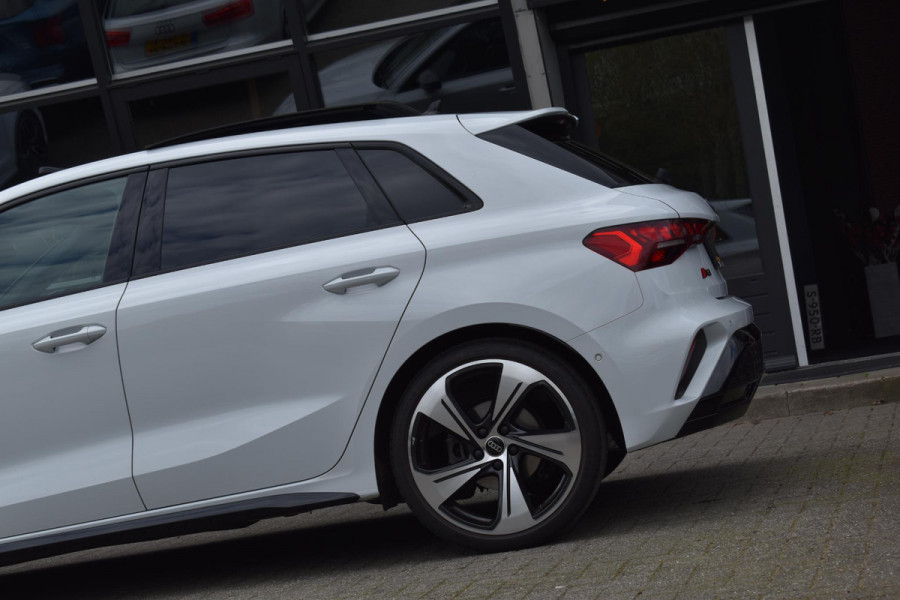 Audi A3 Sportback 35 TFSI 3x S-line Pano HUD Sonos Lane Camera Leder