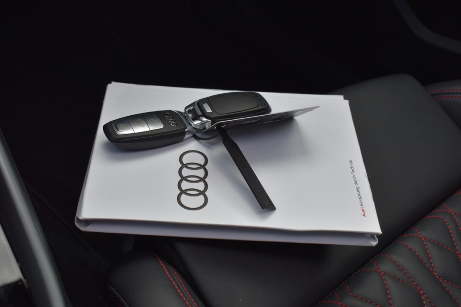 Audi A3 Sportback 35 TFSI 3x S-line Pano HUD Sonos Lane Camera Leder