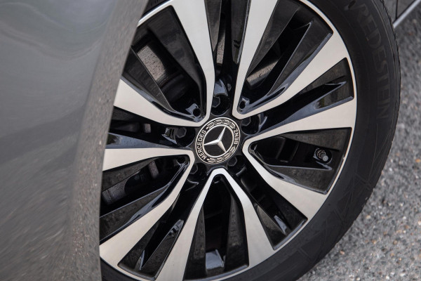 Mercedes-Benz A-Klasse 250 e Business Line CARPLAY / LEER / CAMERA / CRUISE CONTROLE / DEALER ONDERHOUDEN