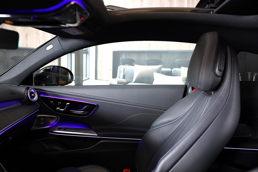 Mercedes-Benz CLE Coupé 300 e AMG 53 Look / Acc / Massage / BURMESTER / Head Up / 360 Camera / Leder / Open Pano / Dig Light / 19