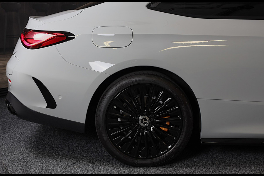 Mercedes-Benz CLE Coupé 300 e AMG 53 Look / Acc / Massage / BURMESTER / Head Up / 360 Camera / Leder / Open Pano / Dig Light / 19