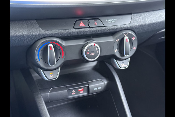 Kia Stonic 1.0 T-GDi 100PK Airco Navi Camera Apple Carplay Android Auto Cruise Control Pdc DynamicLine Lmv Led Isofix DAB Keyless Two-Tone Bluetooth Dealeronderhouden 1e Eigenaar Origineel Nederlandse Auto