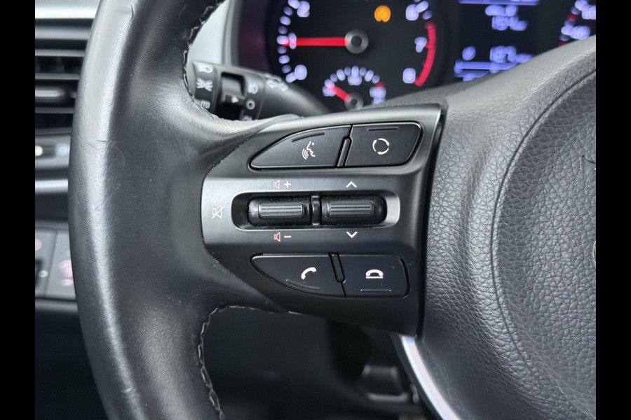 Kia Stonic 1.0 T-GDi 100PK Airco Navi Camera Apple Carplay Android Auto Cruise Control Pdc DynamicLine Lmv Led Isofix DAB Keyless Two-Tone Bluetooth Dealeronderhouden 1e Eigenaar Origineel Nederlandse Auto