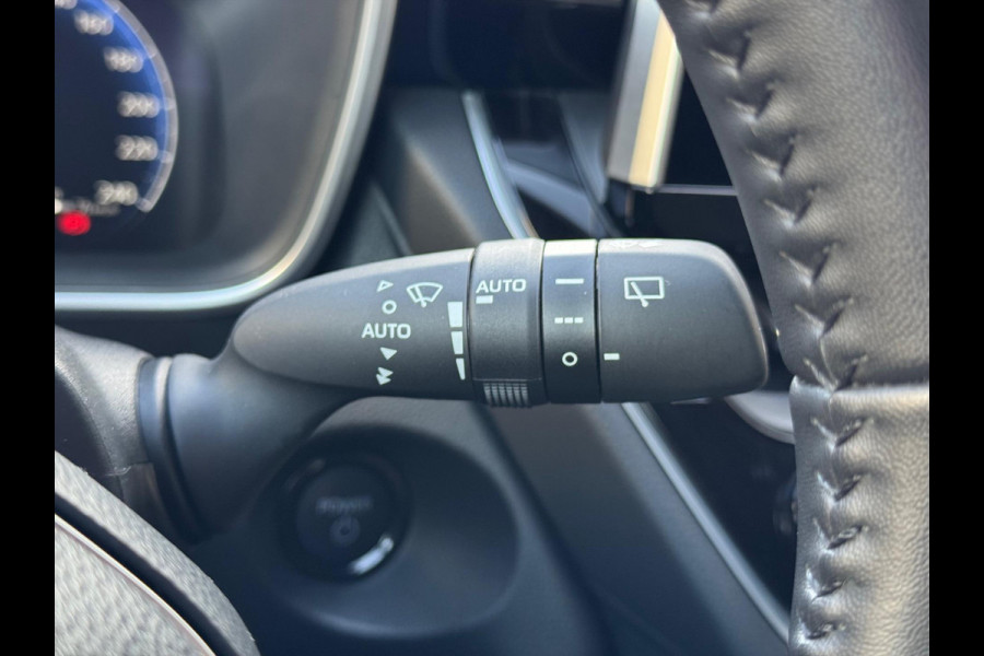 Toyota Corolla Cross 1.8 Hybrid Style | Dynamic, Elektrische achterklep, 18 inch, Keyless, Privacy glass