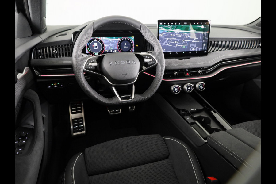 Škoda Superb Sportline Business PHEV 1.5 TSI 204 pk 6 versn. DSG | Travel Assist Plus Sportline | Trekhaak wegklapbaar | Winterpakket | Lichtmetalen velgen 19 inch Torcular