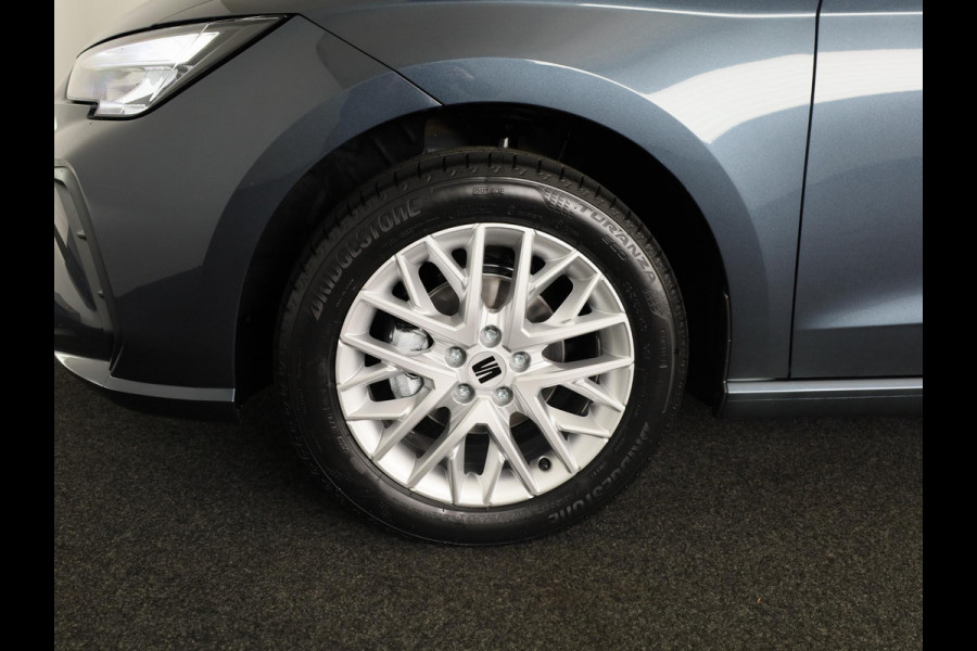 Seat Ibiza Style Plus 1.0 EcoTSI 95PK | Magnetic Tech Metallic | Park Assist | Apple Carplay | Cruise control