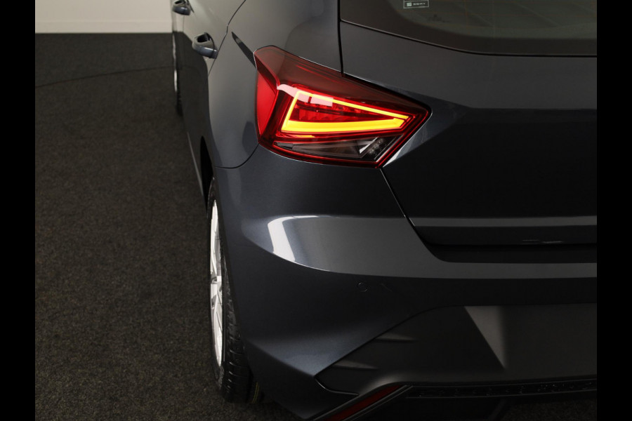 Seat Ibiza Style Plus 1.0 EcoTSI 95PK | Magnetic Tech Metallic | Park Assist | Apple Carplay | Cruise control