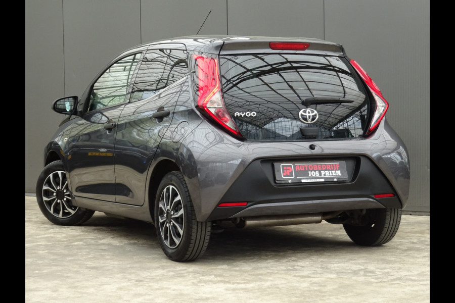 Toyota Aygo 1.0 VVT-i x-fun * EXTRA GETINT GLAS * VOLLE TANK !!