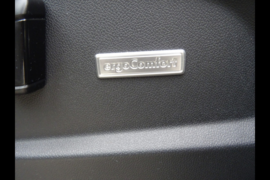 Volkswagen ID. Buzz Pro 77kWh * IQ LIGHT * MASSAGE * TREKHAAK !!