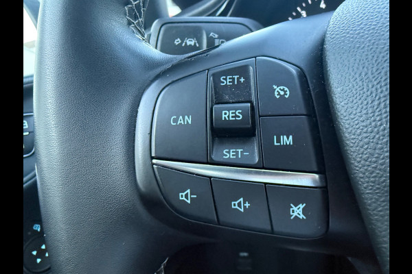 Ford Fiesta 1.0 EcoBoost 125 pk Hybrid Titanium, achteruitrijcamera, airco, NL auto met nap