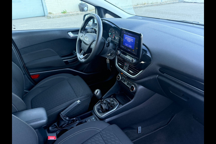 Ford Fiesta 1.0 EcoBoost 125 pk Hybrid Titanium, achteruitrijcamera, airco, NL auto met nap