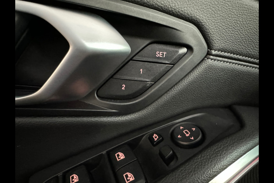 BMW 3-serie 330e High Executive M Sport Pano|HuD|Memory|VOL