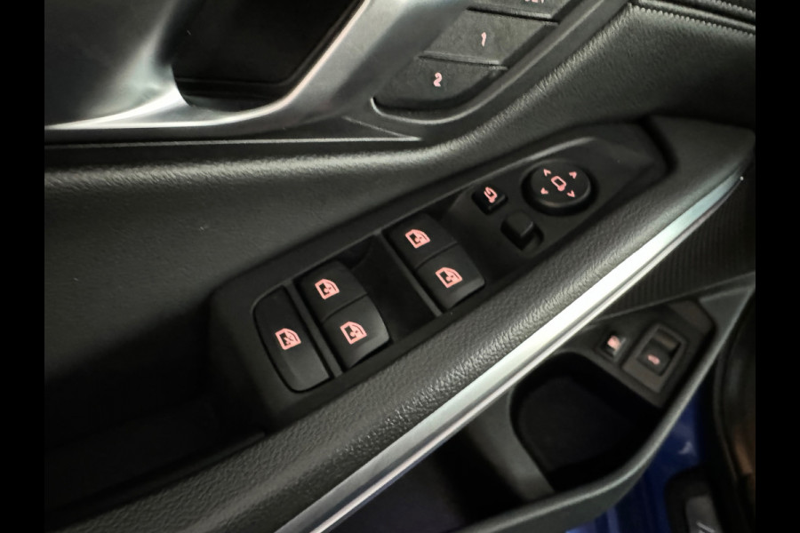 BMW 3-serie 330e High Executive M Sport Pano|HuD|Memory|VOL