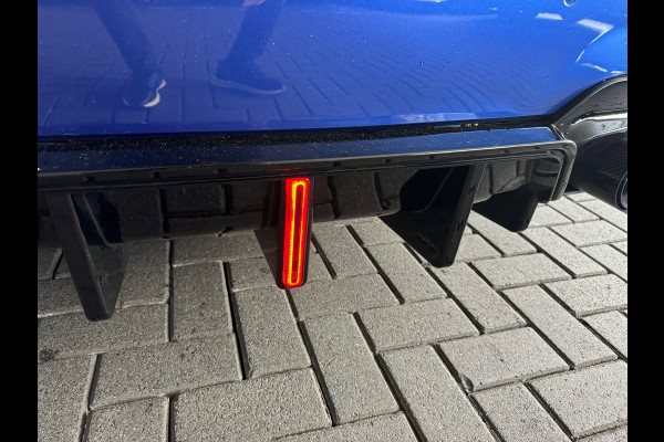 BMW 3-serie 330e High Executive M Sport Pano|HuD|Memory|VOL