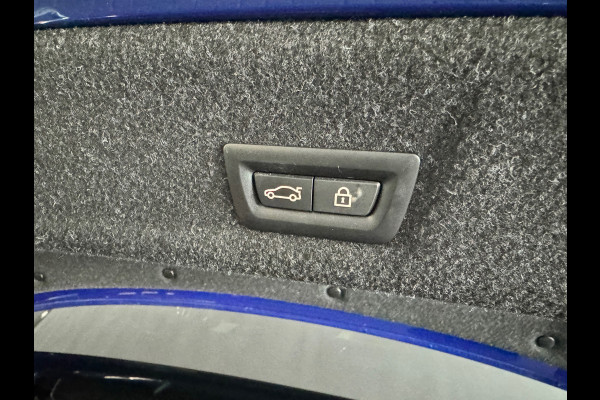 BMW 3-serie 330e High Executive M Sport Pano|HuD|Memory|VOL