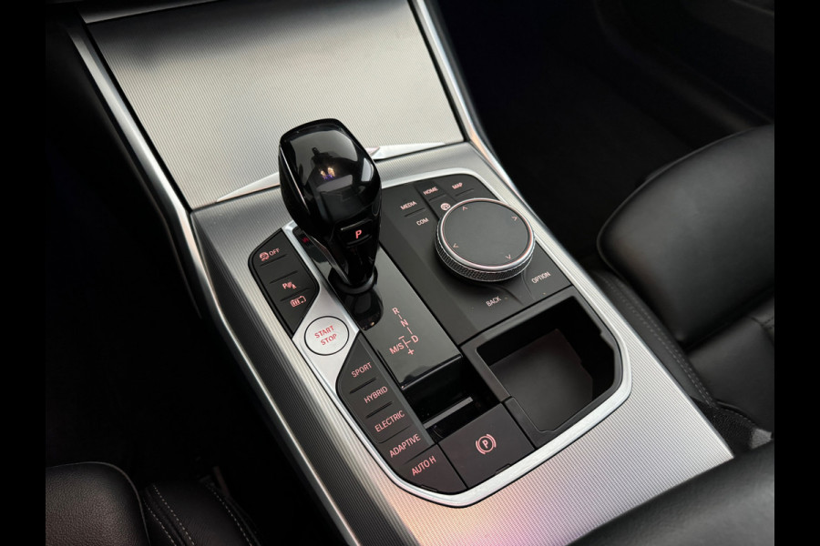 BMW 3-serie 330e High Executive M Sport Pano|HuD|Memory|VOL