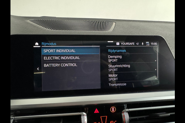 BMW 3-serie 330e High Executive M Sport Pano|HuD|Memory|VOL