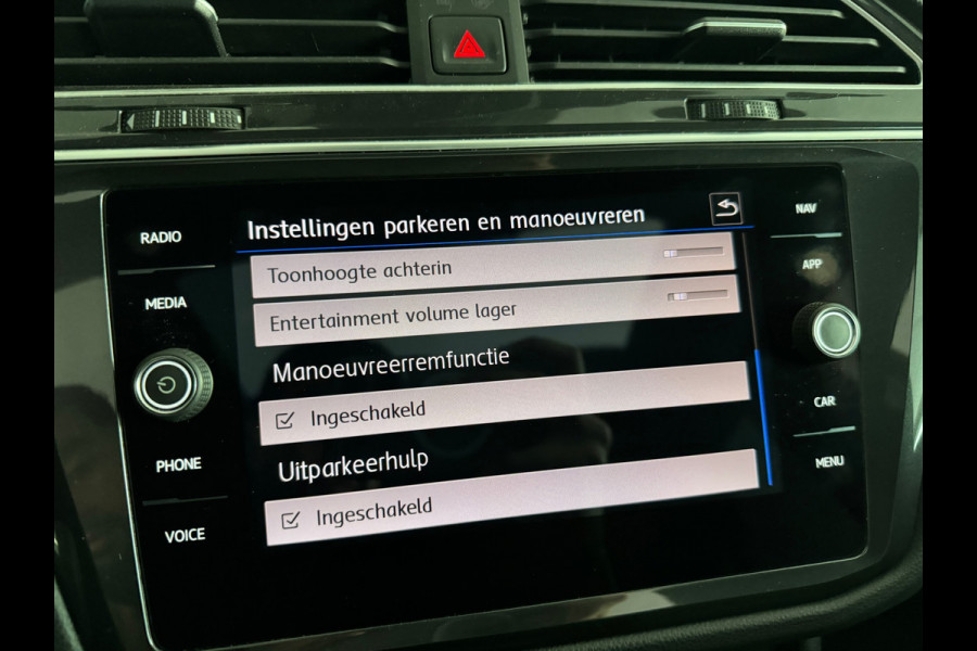 Volkswagen Tiguan 1.5 TSI ACT Highline R Line Pano|Memory|BTW