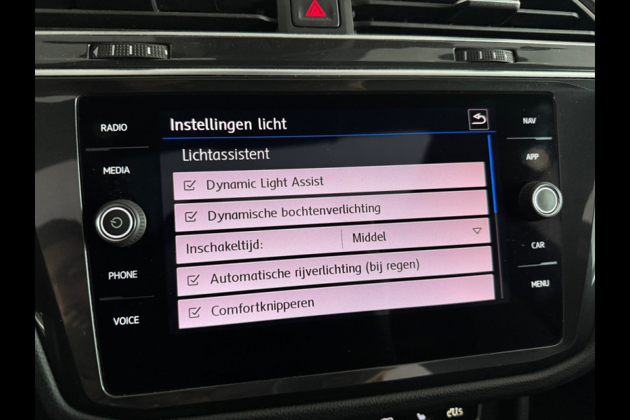 Volkswagen Tiguan 1.5 TSI ACT Highline R Line Pano|Memory|BTW