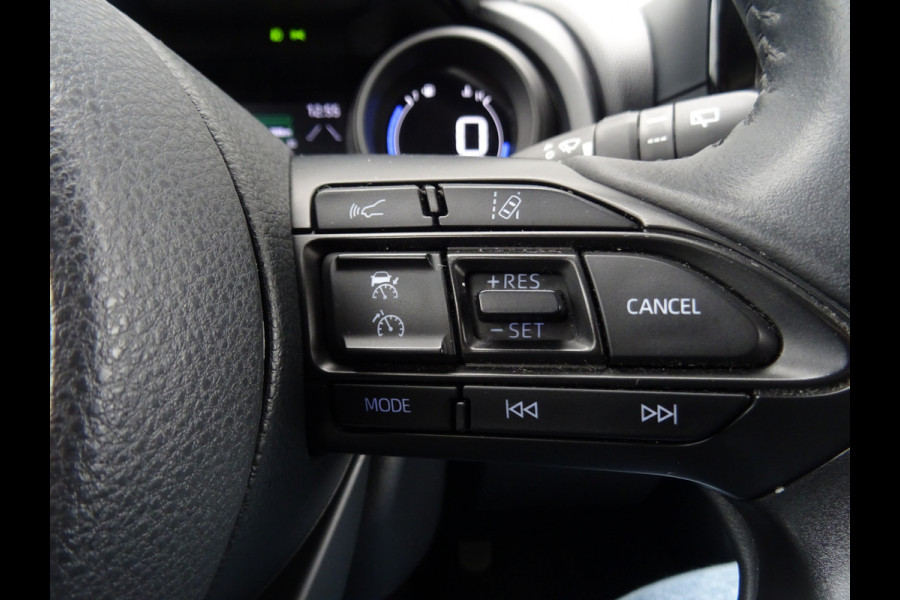 Toyota Yaris 1.5 VVT-i Business Plus * CARPLAY * DEALER ONDERH. !!