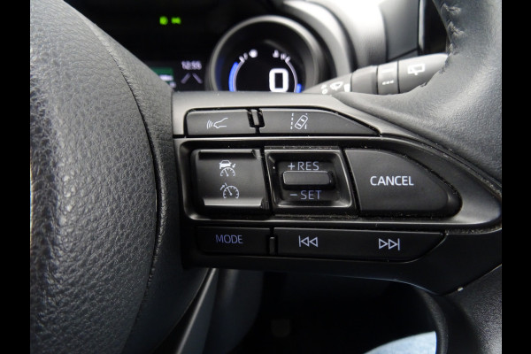Toyota Yaris 1.5 VVT-i Business Plus * CARPLAY * DEALER ONDERH. !!