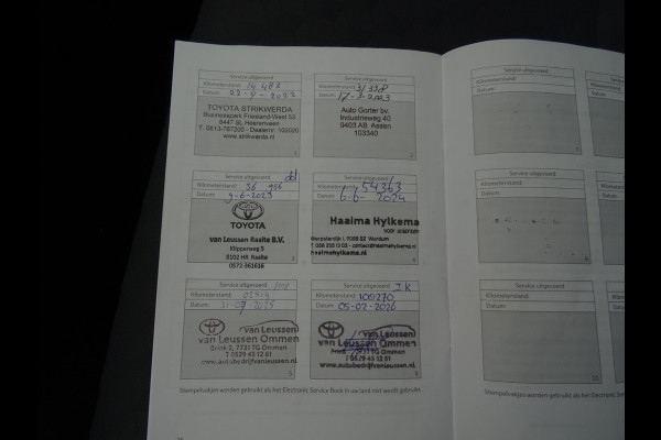 Toyota Yaris 1.5 VVT-i Business Plus * CARPLAY * DEALER ONDERH. !!