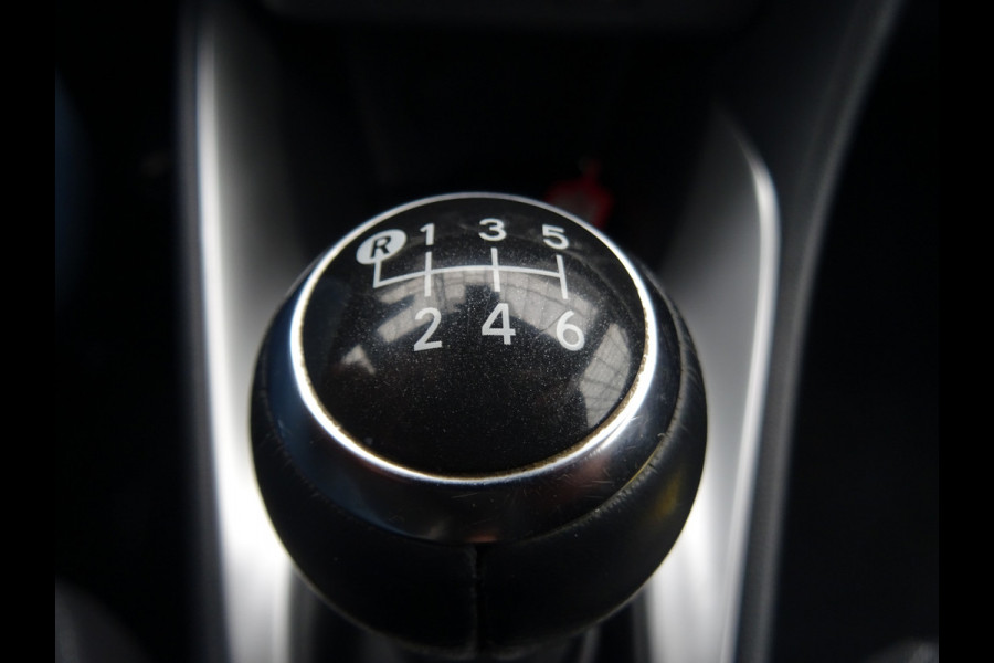 Toyota Yaris 1.5 VVT-i Business Plus * CARPLAY * DEALER ONDERH. !!