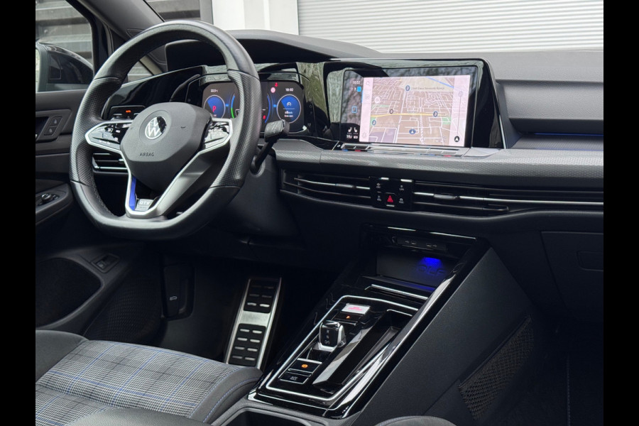 Volkswagen Golf 1.4 eHybrid GTE Pano/Camera/Blindspot