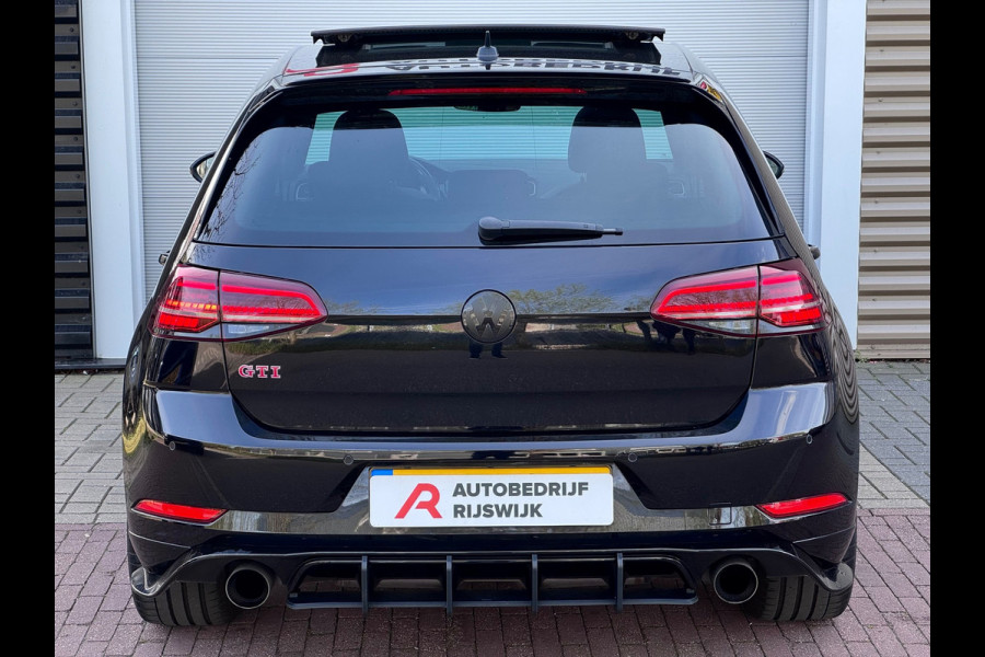 Volkswagen Golf 2.0 TSI GTI TCR Pano/Dynaudio/Keyless