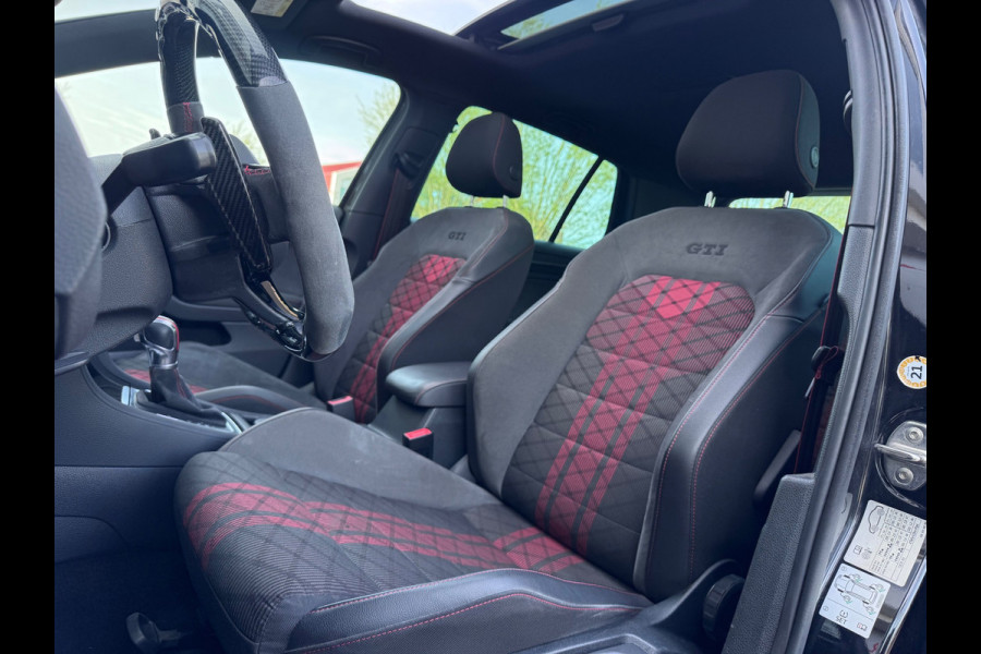 Volkswagen Golf 2.0 TSI GTI TCR Pano/Dynaudio/Keyless