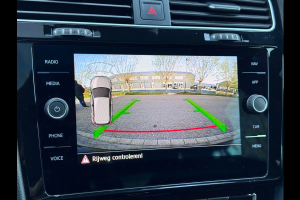 Volkswagen Golf 2.0 TSI GTI TCR Pano/Dynaudio/Keyless